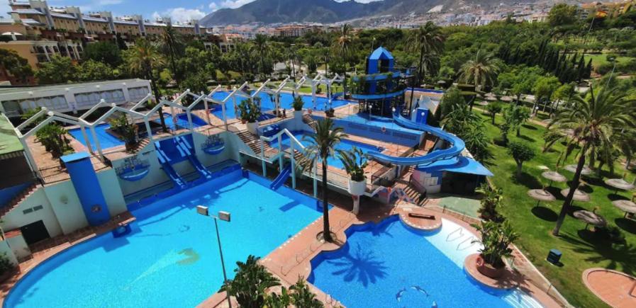 Benal Beach Suite, Parque Acuatico Y Vistas Al Mar Бенальмадена Экстерьер фото