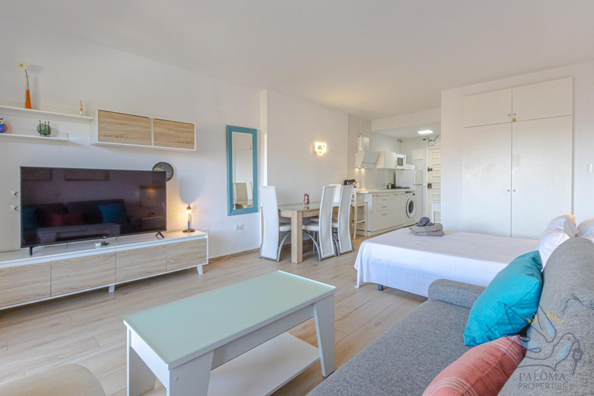 Benal Beach Suite, Parque Acuatico Y Vistas Al Mar Бенальмадена Экстерьер фото